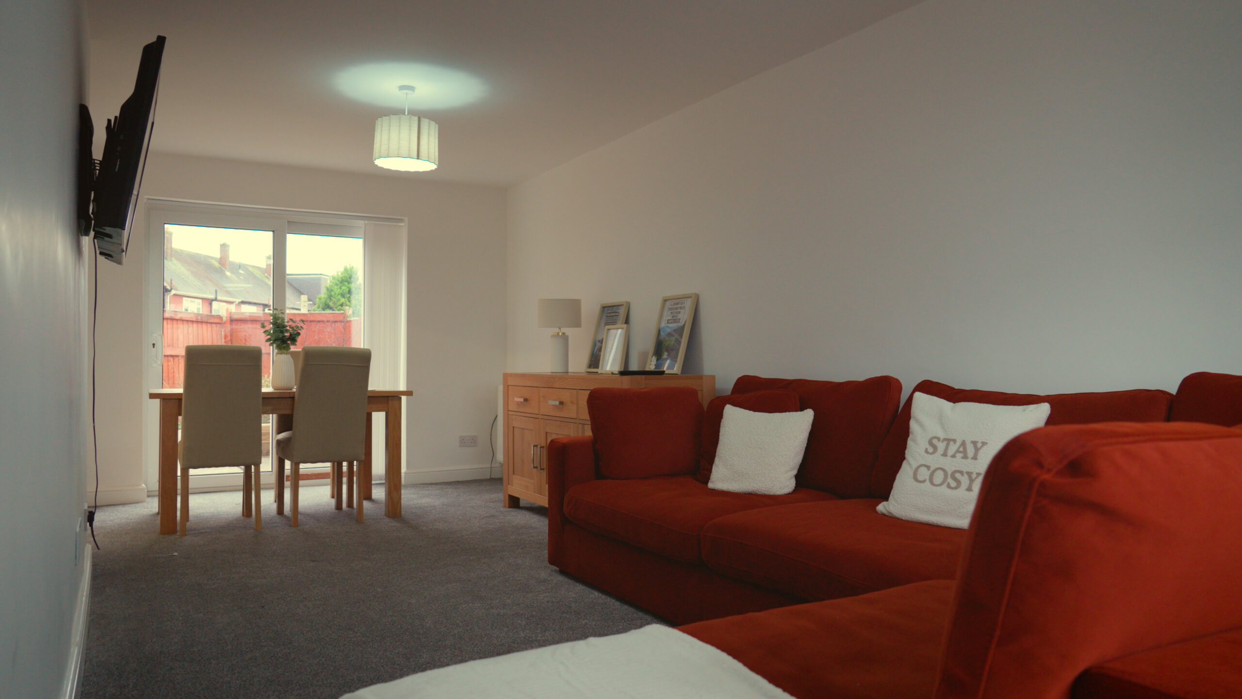 C2395.00_00_00_00.Still002