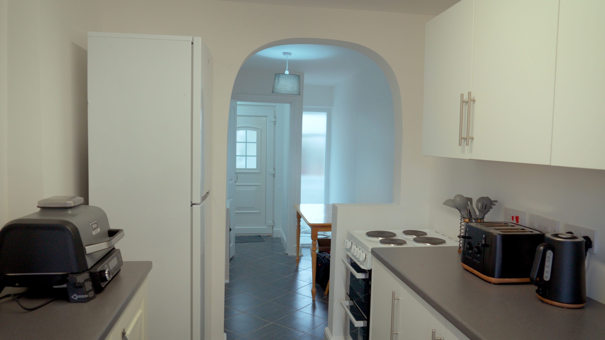 C2395.00_00_00_00.Still009